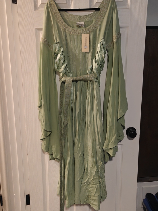 HolyClothing Dresses & Skirts - Holy Clothing Elinor Maxi Dress Spring Basil